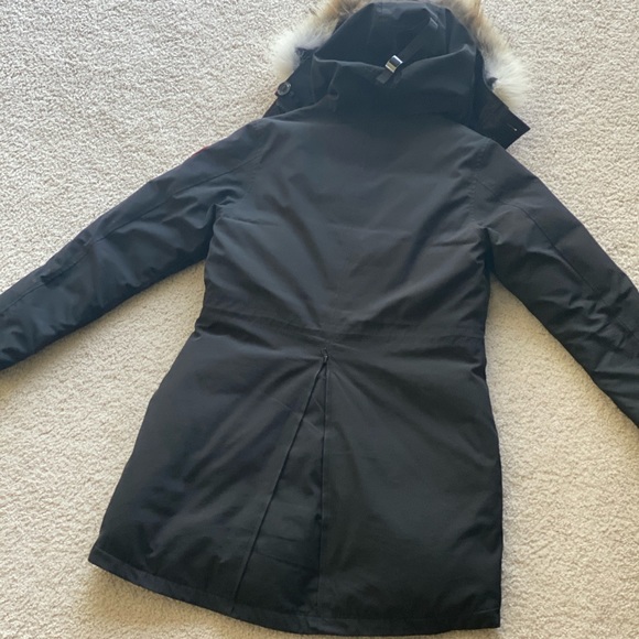 **SOLD** Canada Goose Rossclair Size L Black - Picture 3 of 8